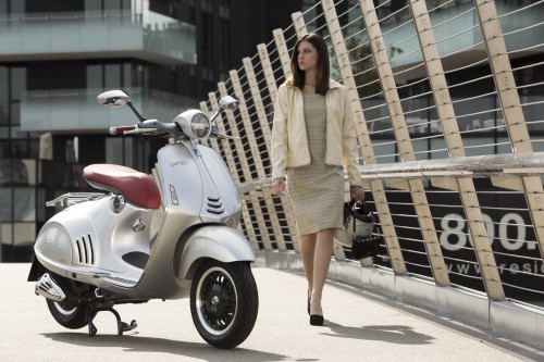 42%20Vespa%20946%20Bellissima