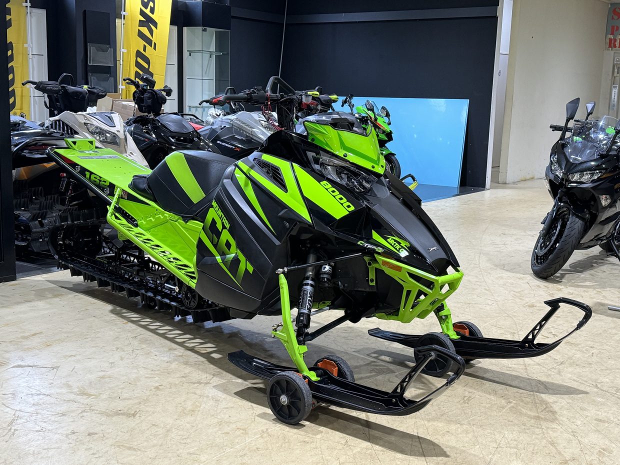 2018 ARCTIC CAT M8000 162