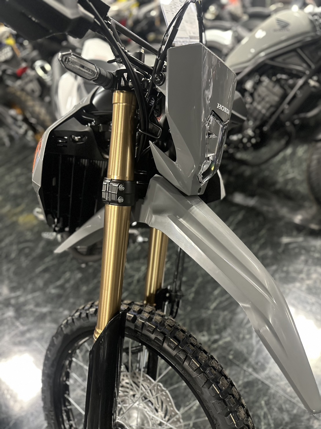 CRF250L! 新車在庫あります！｜ニュース＆ブログ｜イーグルモーター